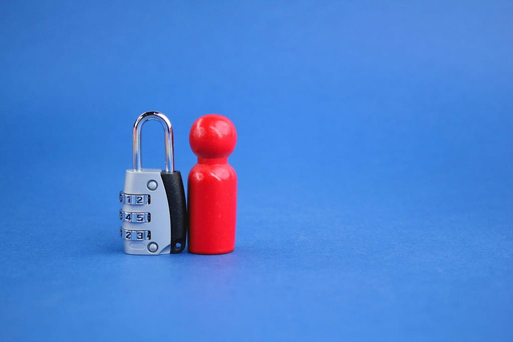 Faut-il mettre un cadenas sur sa valise ?