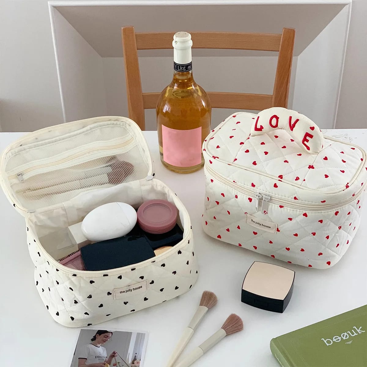 Trousse de toilette matelassée