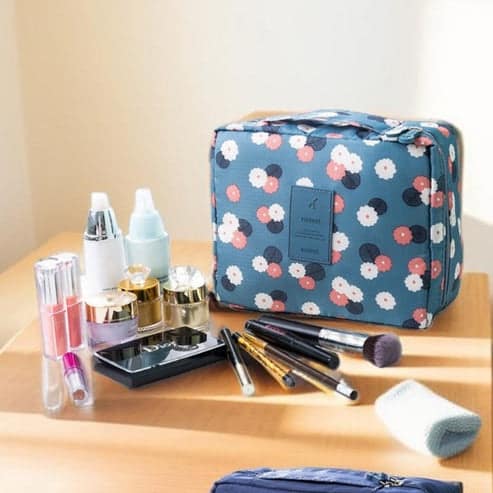 Trousse de toilette suspendue femme – VeeBag™