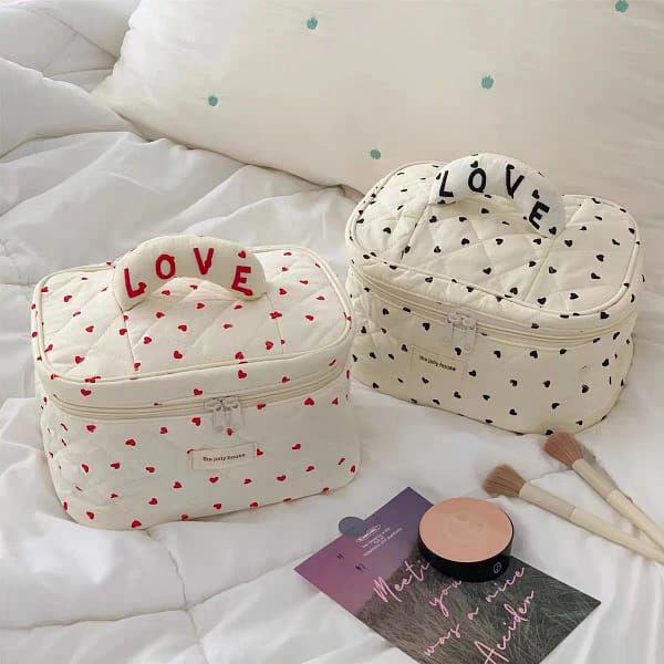 Trousse de toilette matelassée