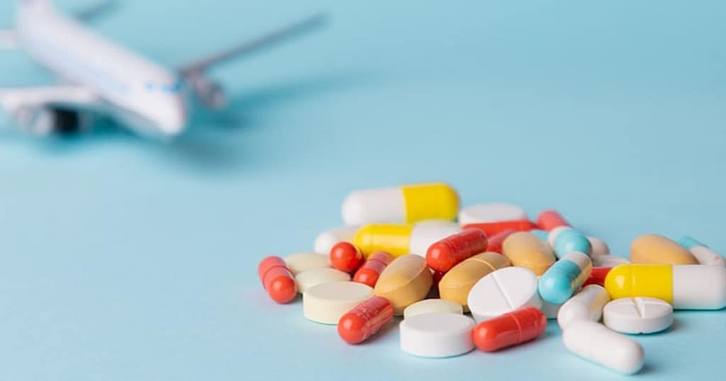 Médicaments en avion comment les emporter à bord