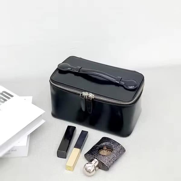 Trousse de toilette compartiment femme – VeeBag™